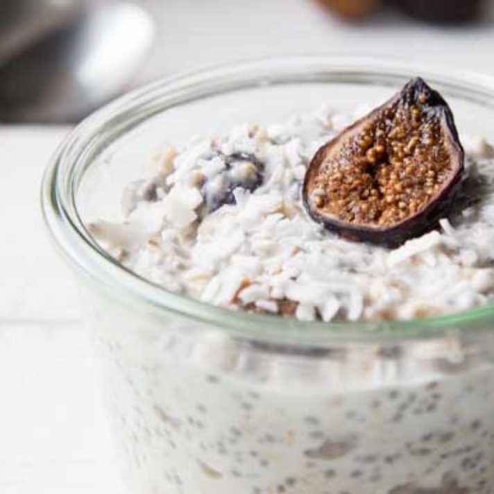 Coconut Fig Overnight Oats