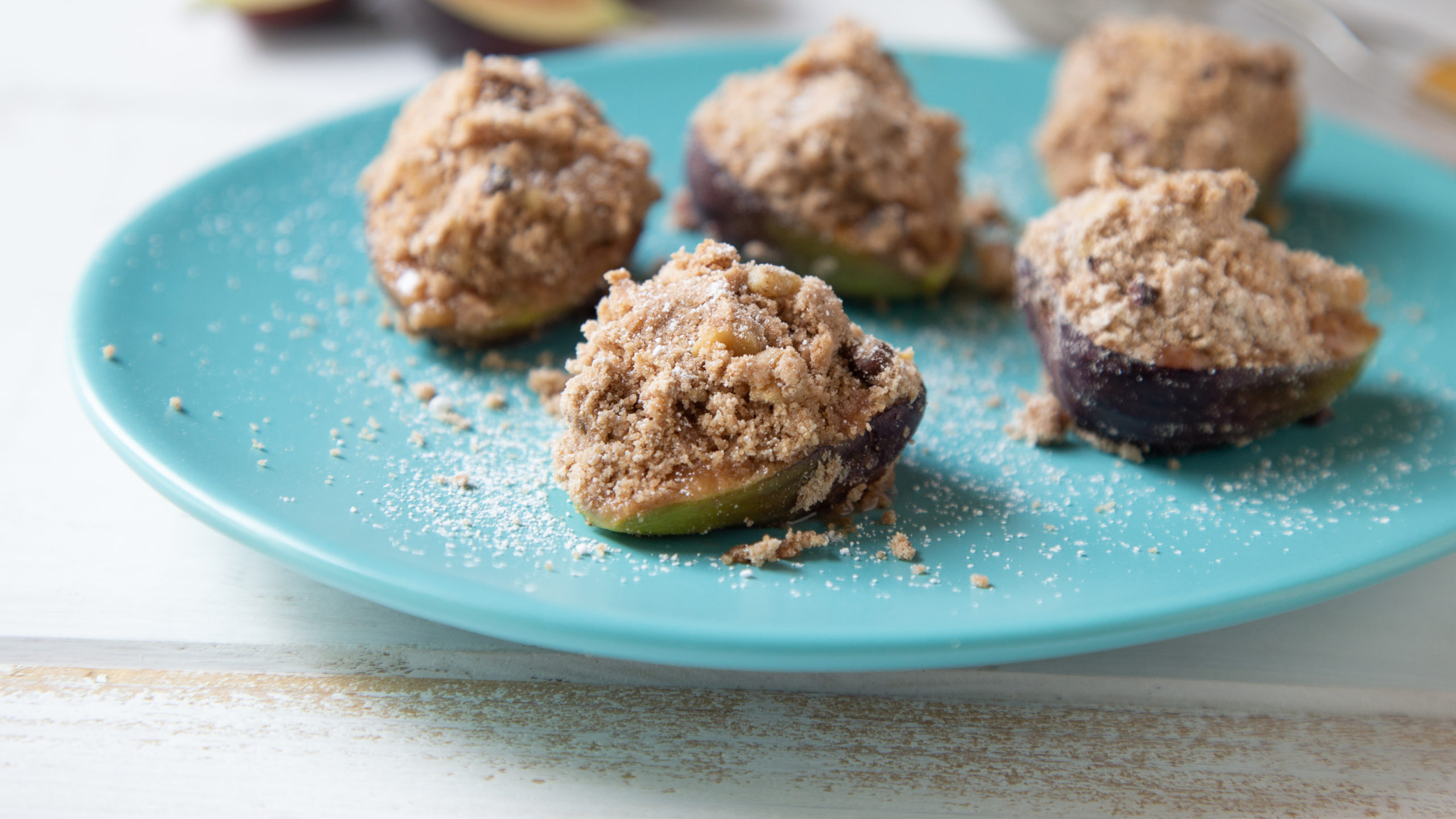 Baked California Figs with Cocoa Powder and Walnut Crisp California