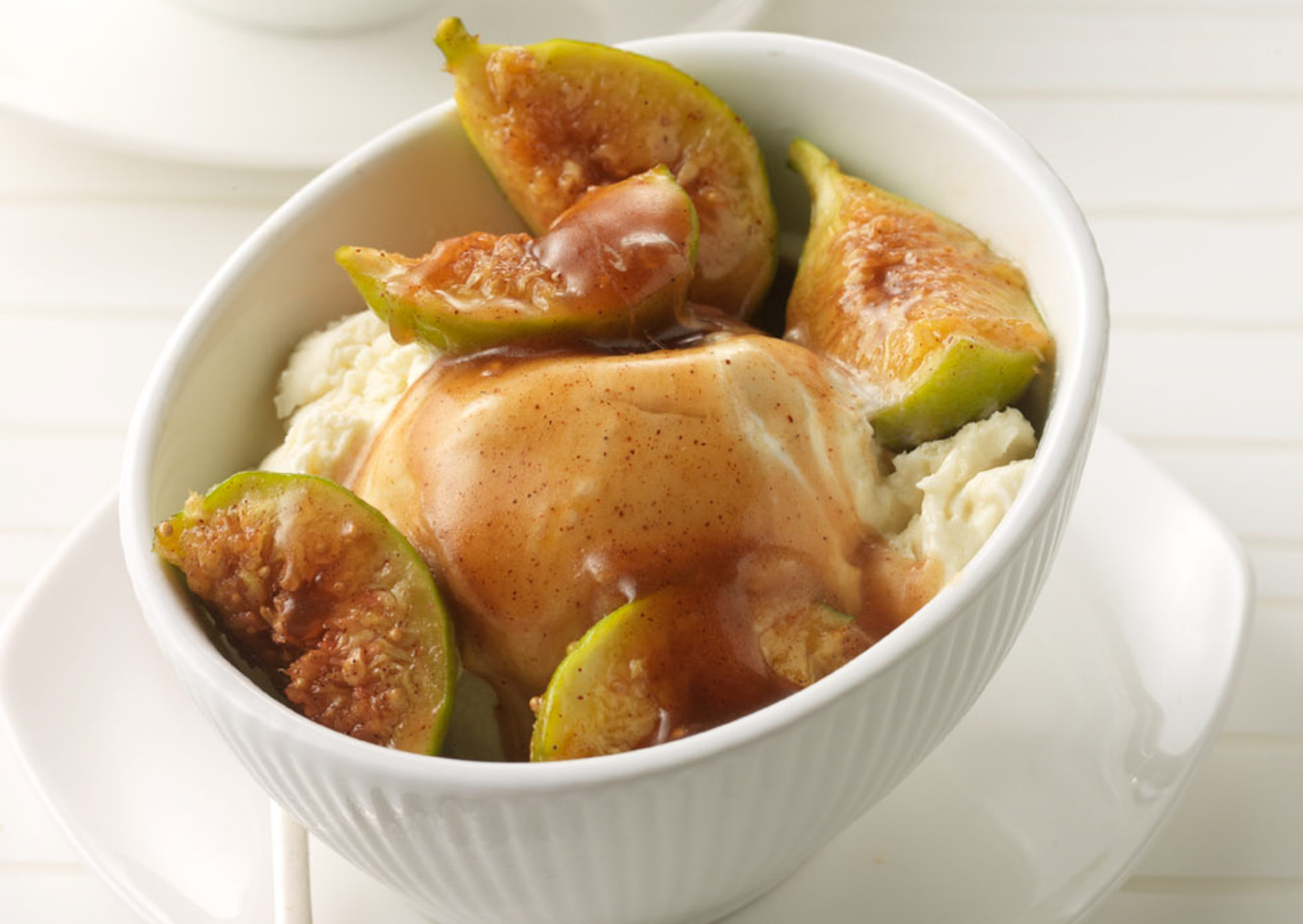 Figgy Foster with Spiced California Fig Cake and Rum Caramel Sauce - California Figs - California Fi